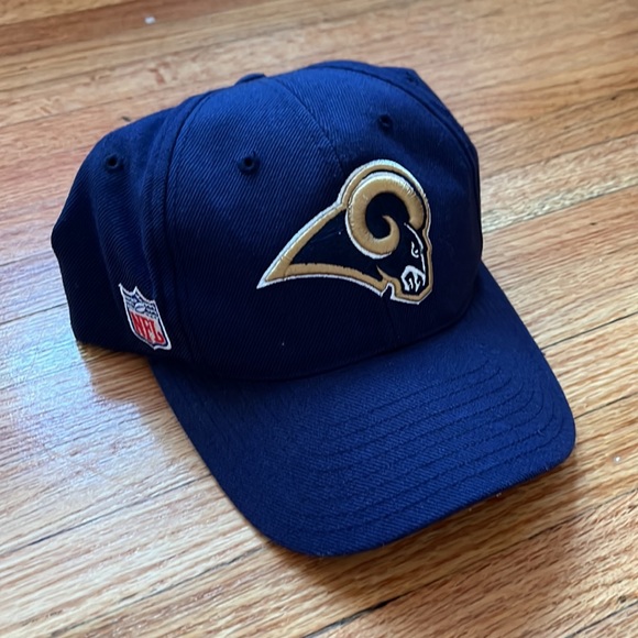 Vintage St. Louis Rams Hat / 2000s / NFL - Picture 7 of 7